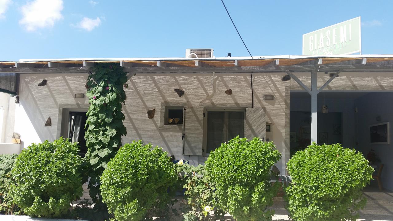 Giasemi Rooms Livadi  Exterior photo